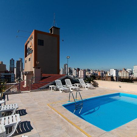 Hotel Flat Petras Residence กูรีตีบา ภายนอก รูปภาพ