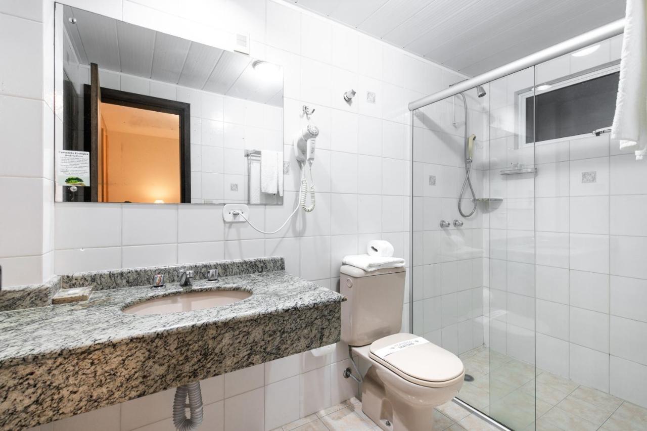 Hotel Flat Petras Residence กูรีตีบา ภายนอก รูปภาพ