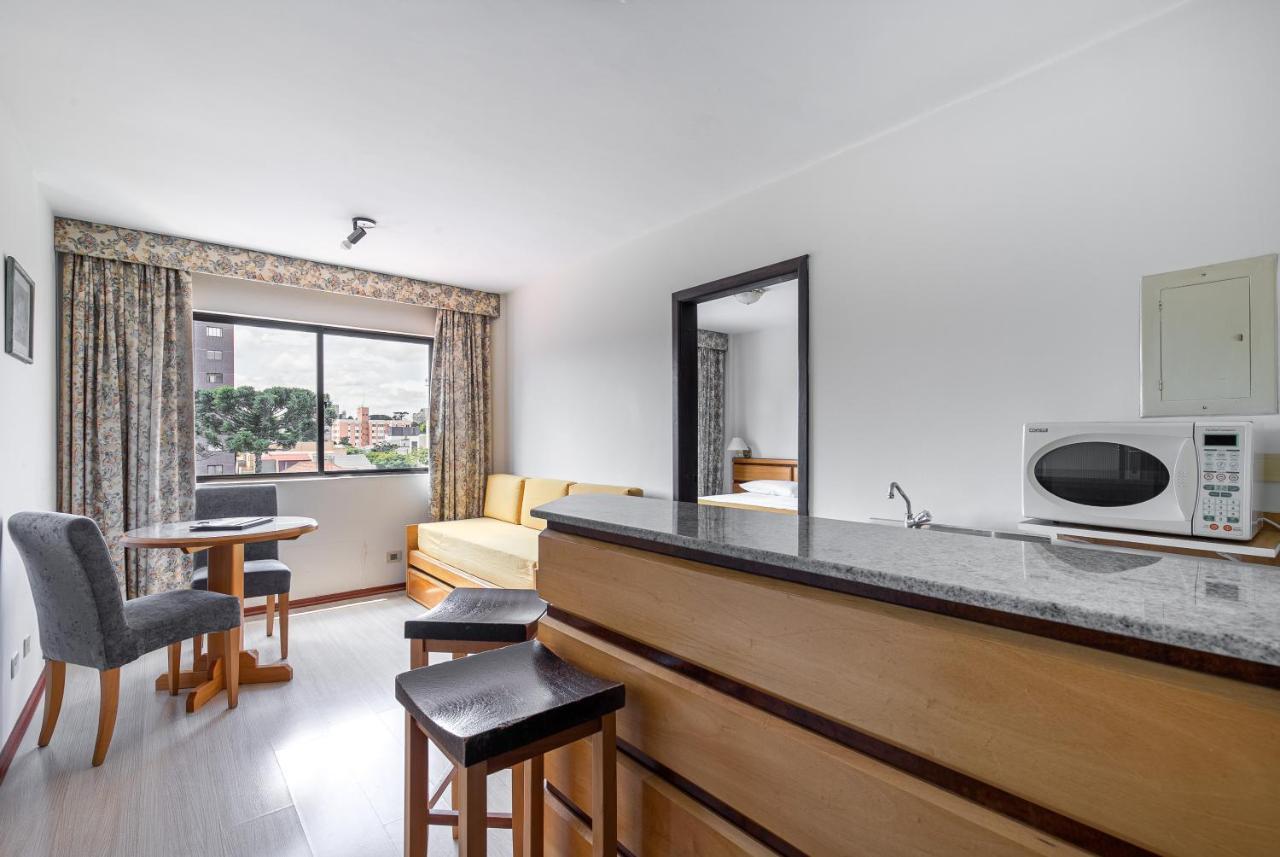Hotel Flat Petras Residence กูรีตีบา ภายนอก รูปภาพ